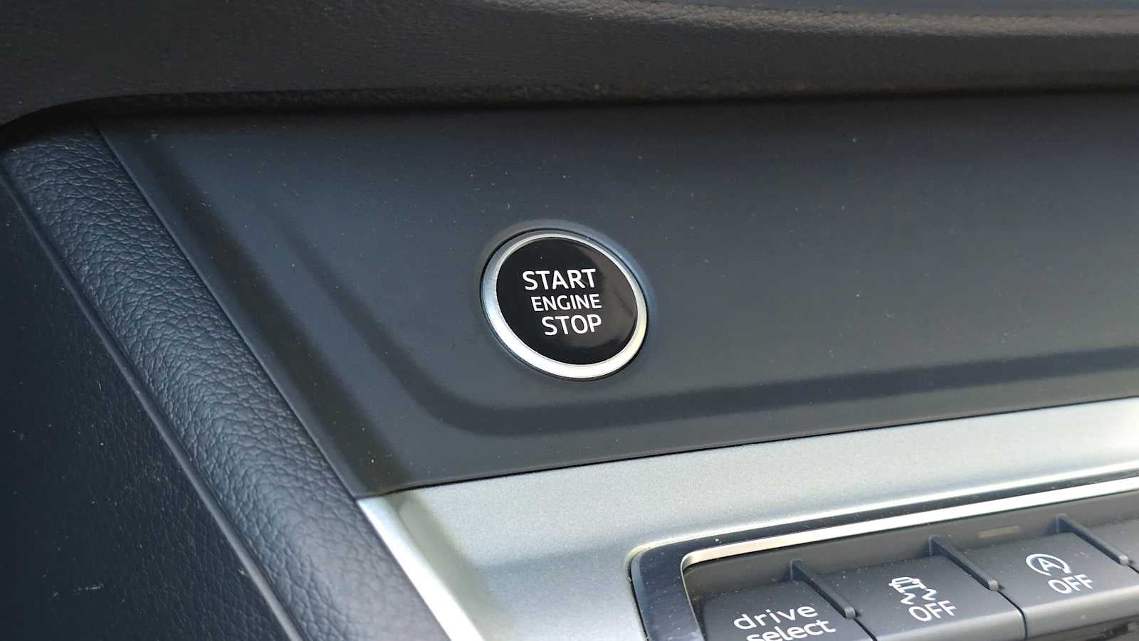 2021 Audi Q3 S line Premium