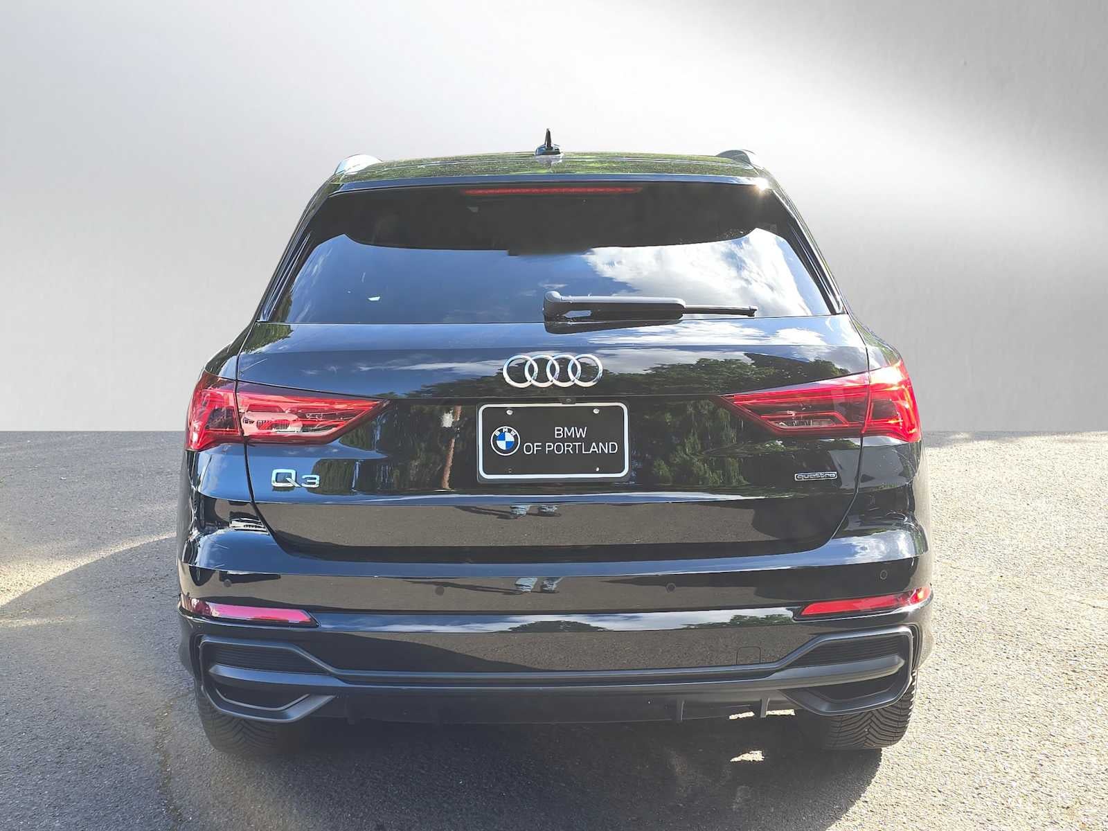 2021 Audi Q3 S line Premium