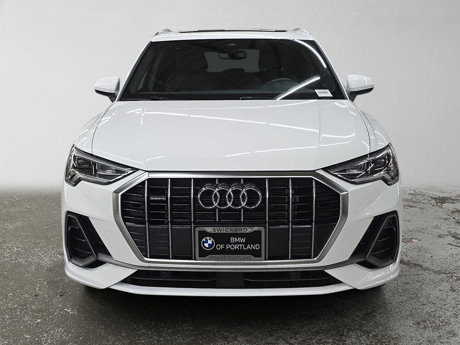 2025 Audi Q3 S line Premium