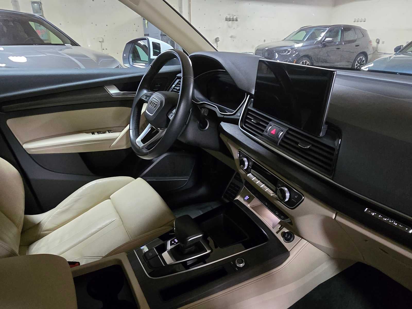 2024 Audi Q5 S line Premium Plus