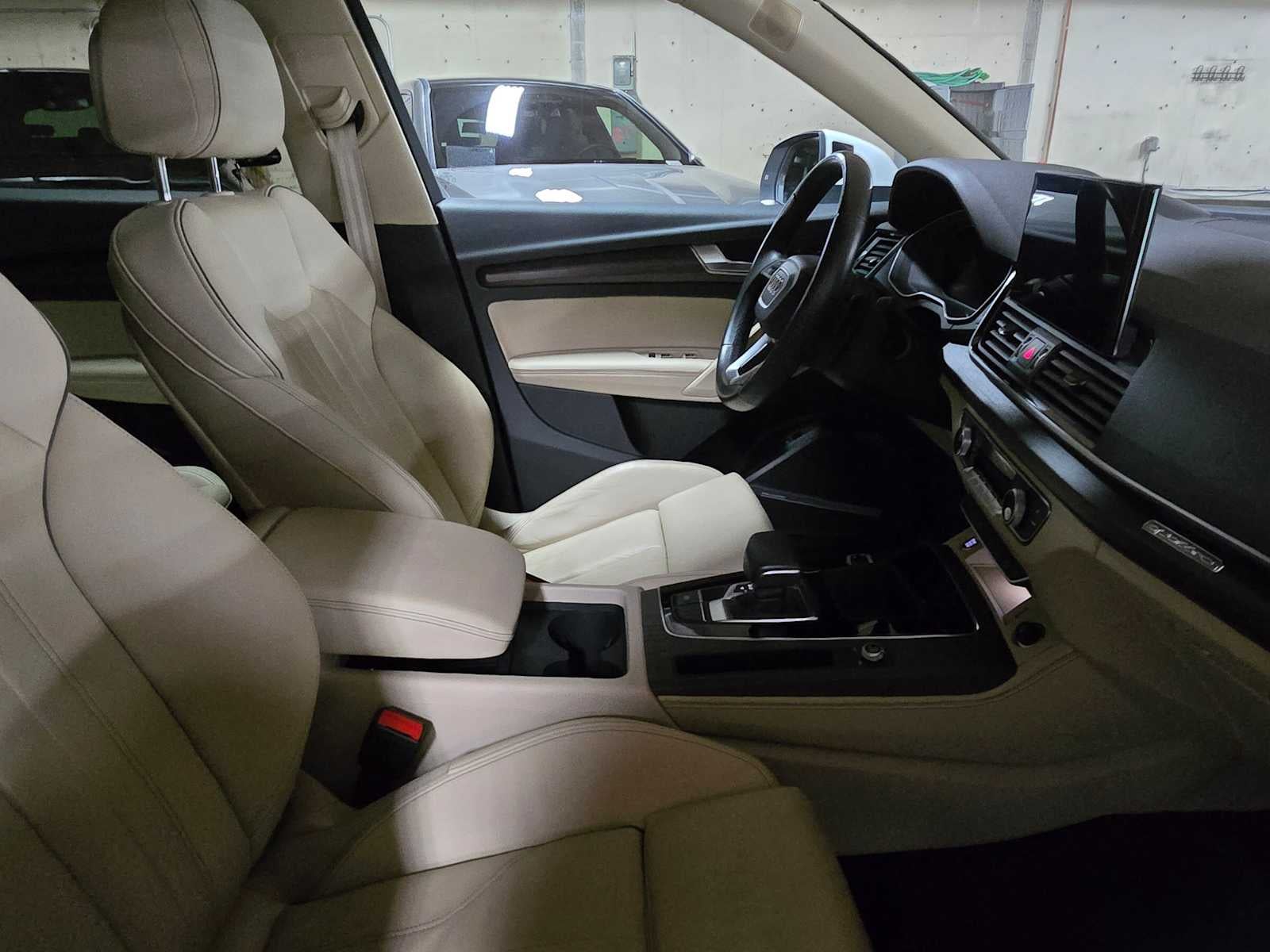 2024 Audi Q5 S line Premium Plus