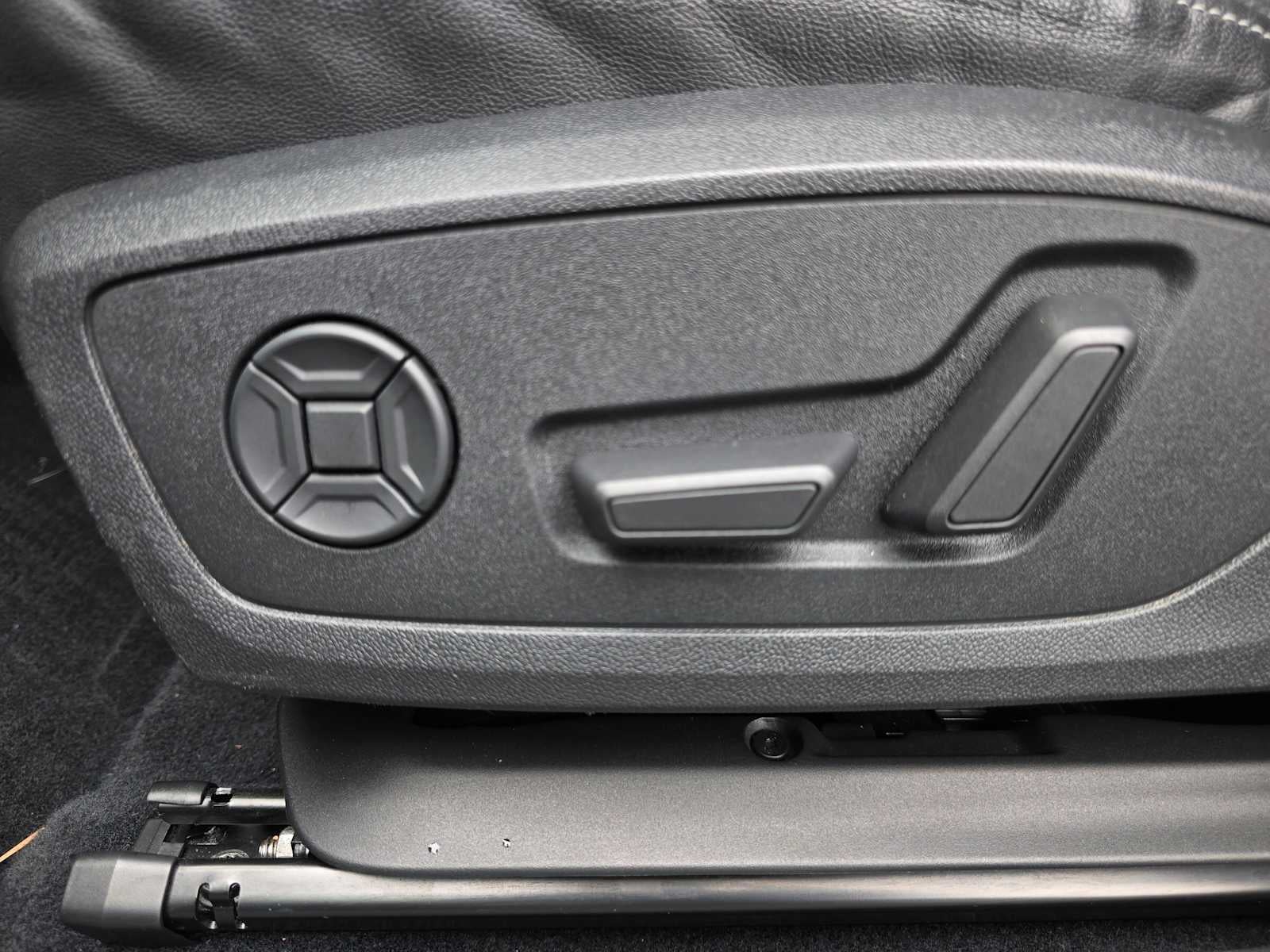 2022 Audi Q4 e-tron Prestige