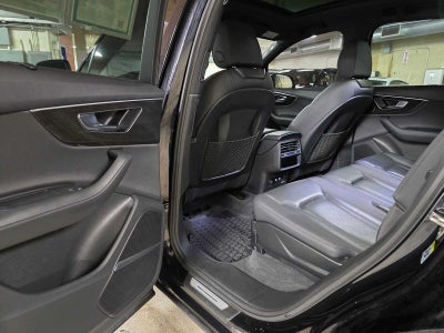 2021 Audi Q7 Premium Plus