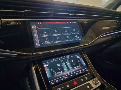 2021 Audi Q7 Premium Plus