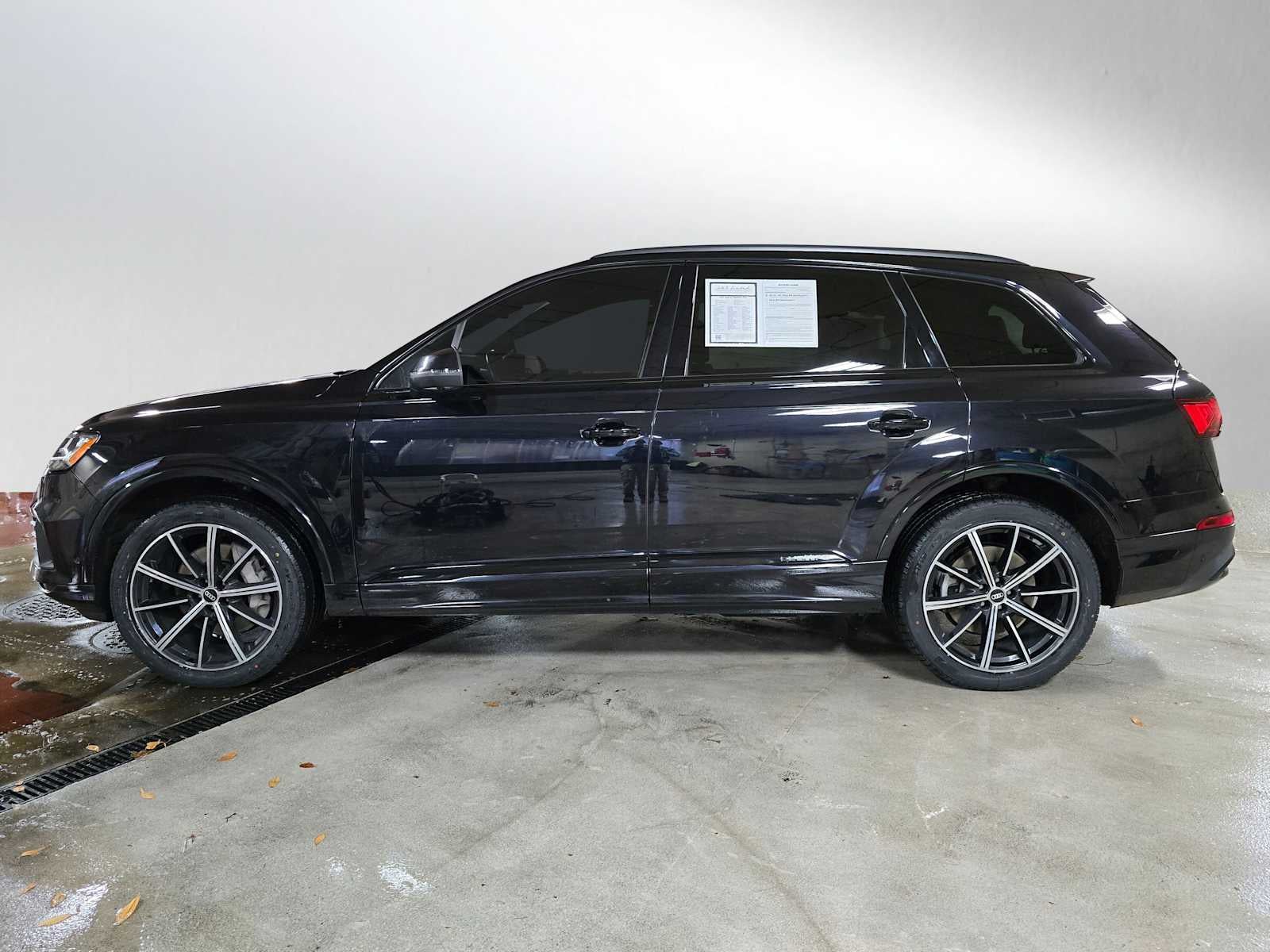 2021 Audi Q7 Premium Plus