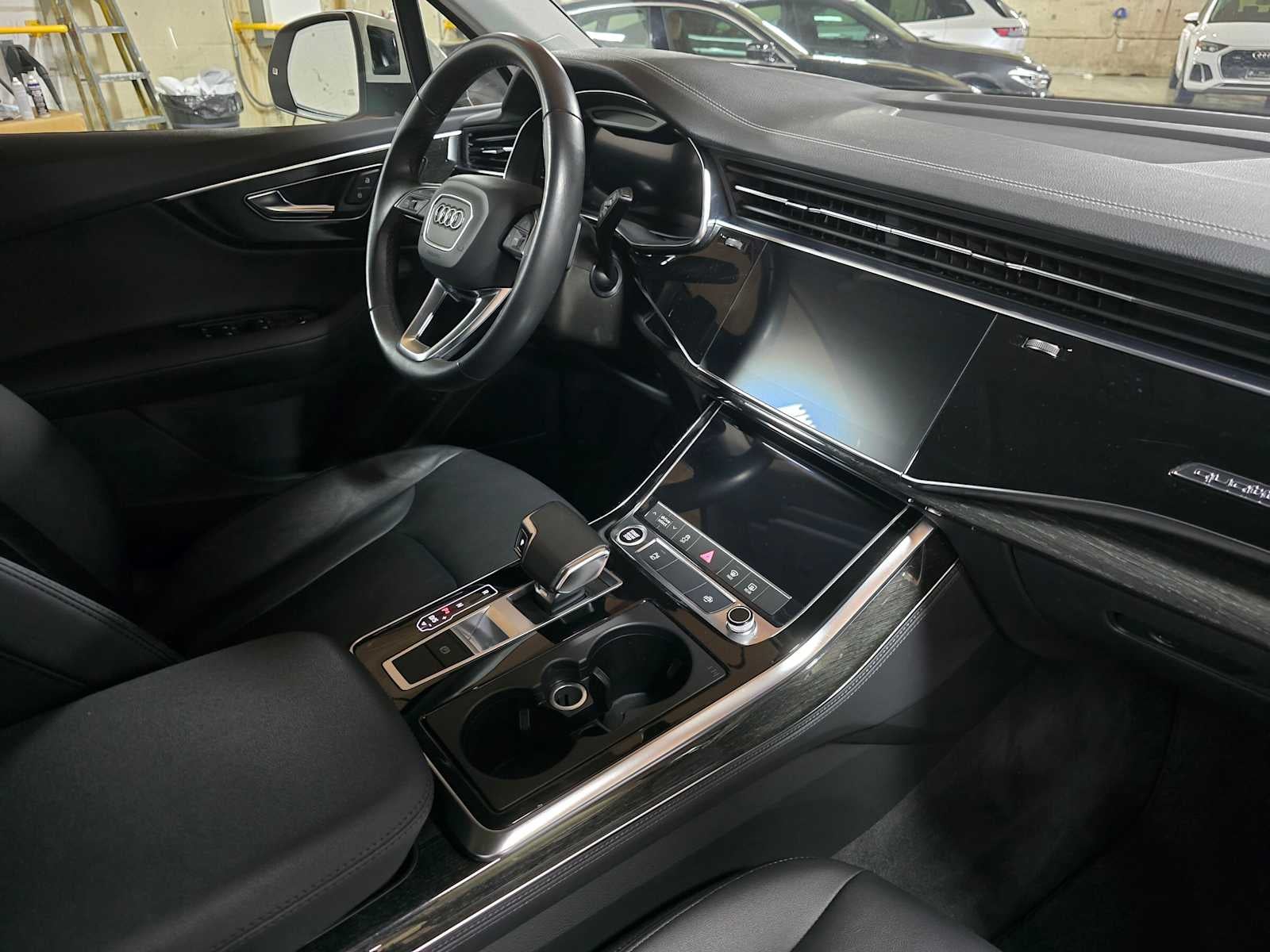 2023 Audi Q7 Premium Plus