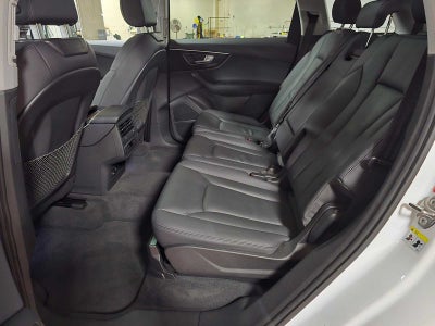 2023 Audi Q7 Premium Plus