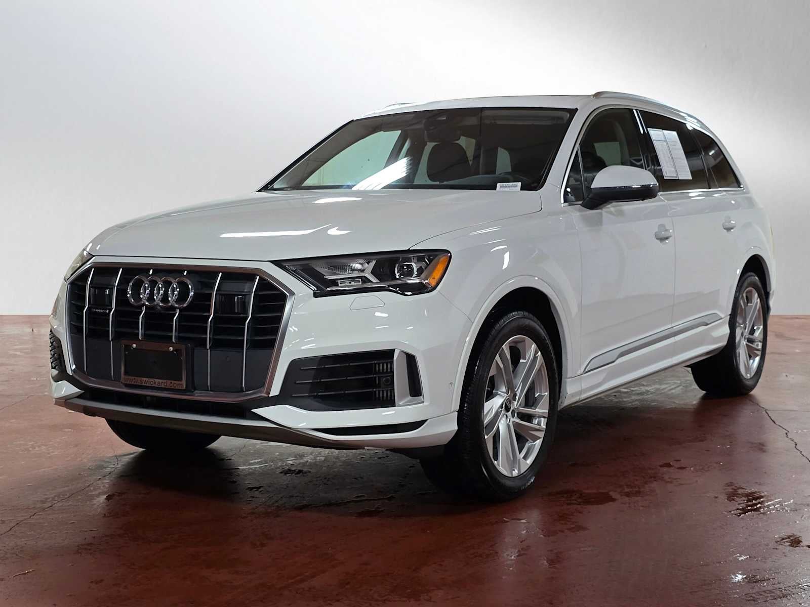 2023 Audi Q7 Premium Plus