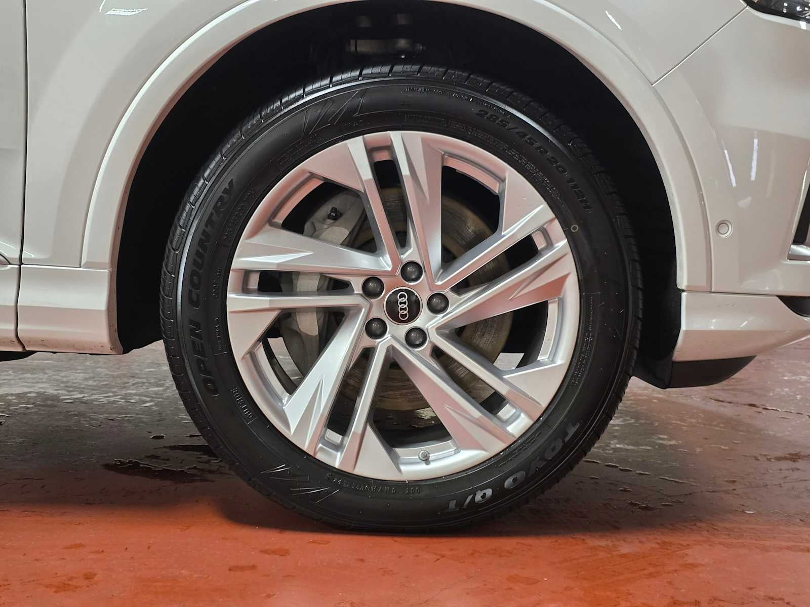 2023 Audi Q7 Premium Plus