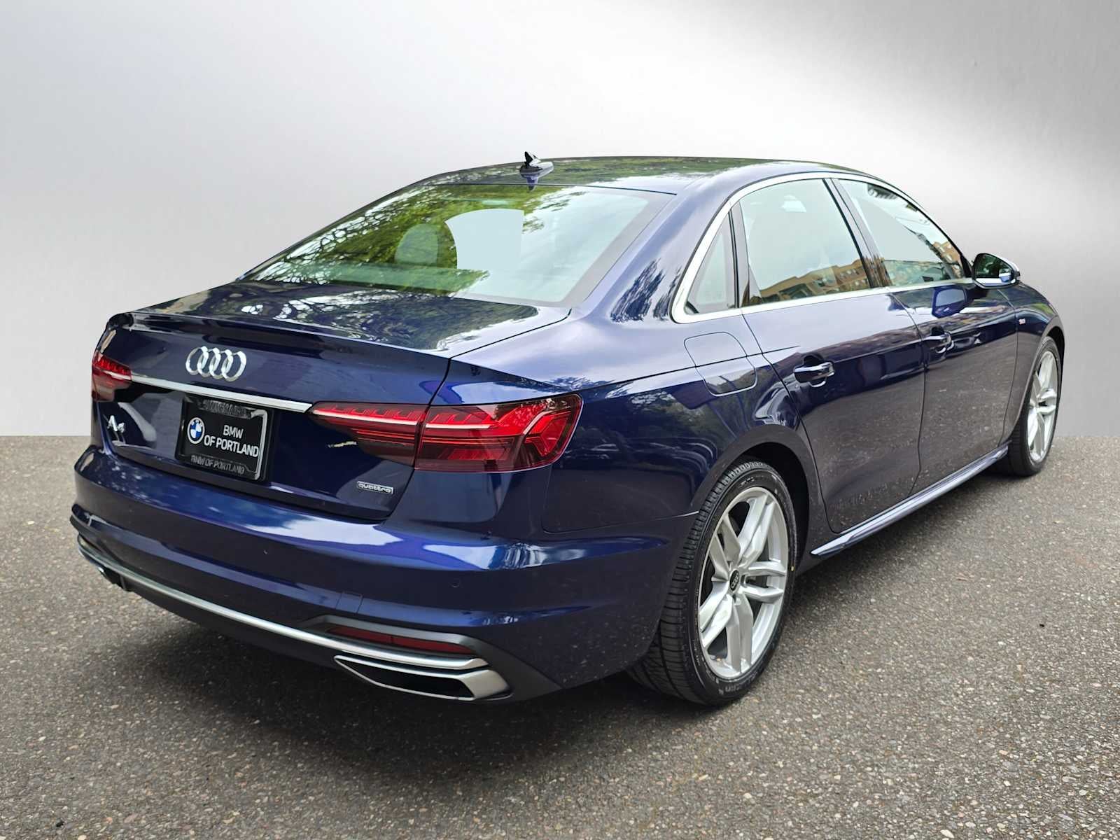 2022 Audi A4 Sedan S line Premium Plus