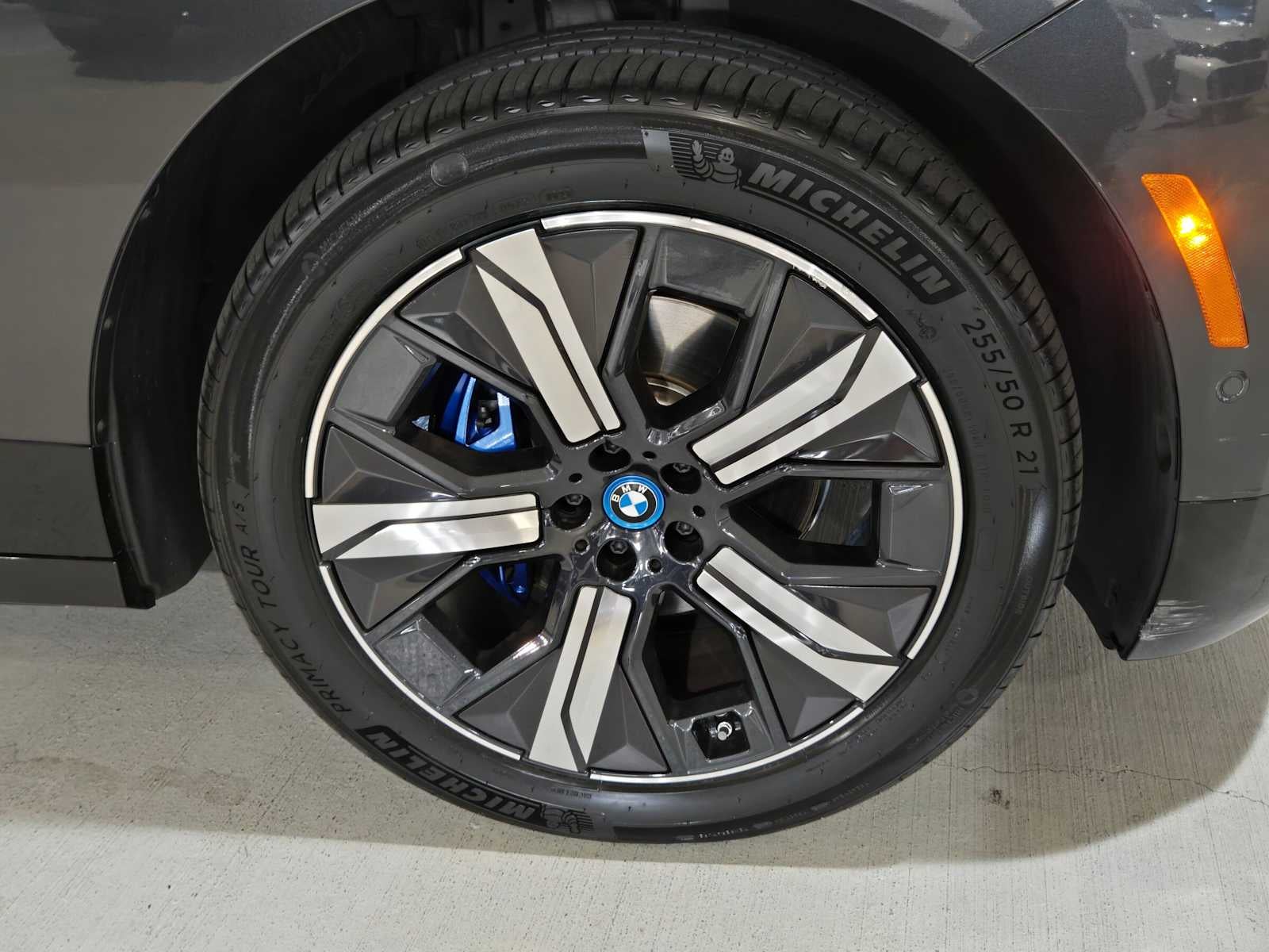 2024 BMW iX xDrive50