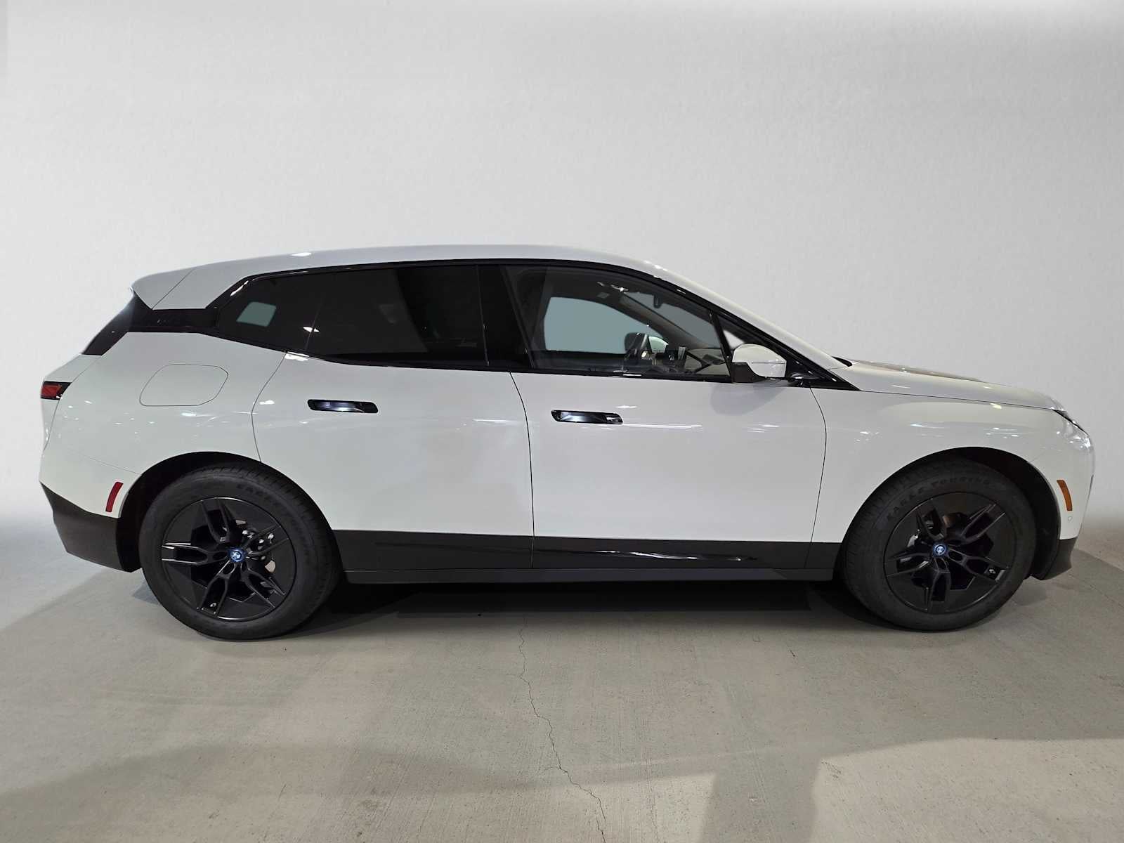 Used 2024 BMW iX Base with VIN WB523CF00RCP05400 for sale in Portland, OR