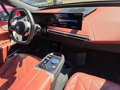 2024 BMW iX xDrive50