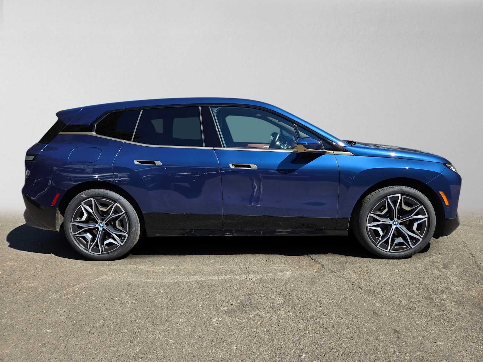 Used 2024 BMW iX Base with VIN WB523CF01RCP09147 for sale in Portland, OR