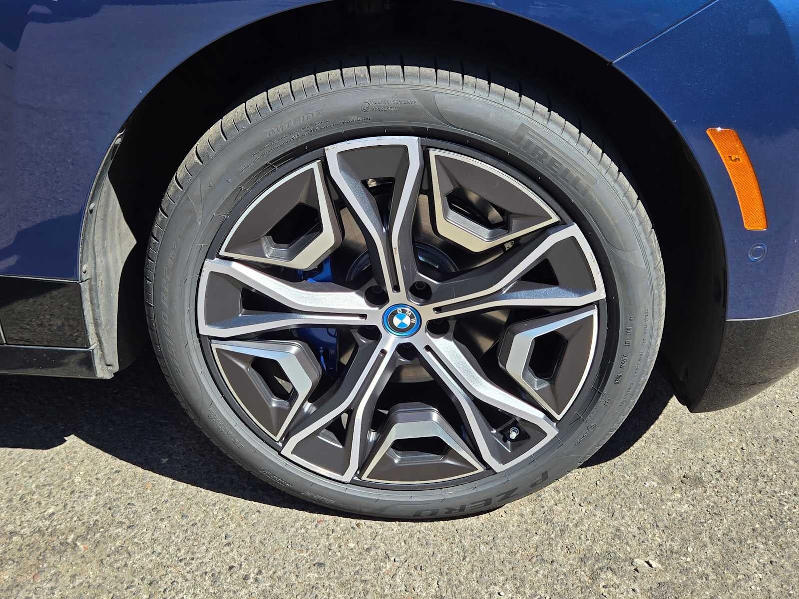 2024 BMW iX xDrive50
