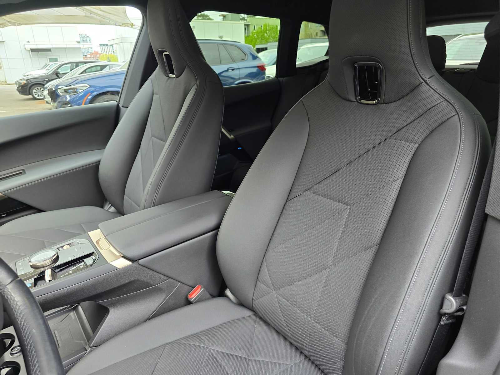 2024 BMW iX xDrive50 xDrive50