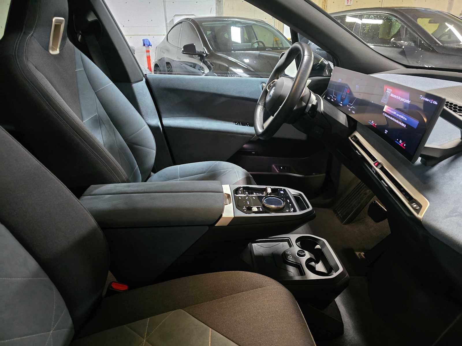 2022 BMW iX xDrive50 xDrive50