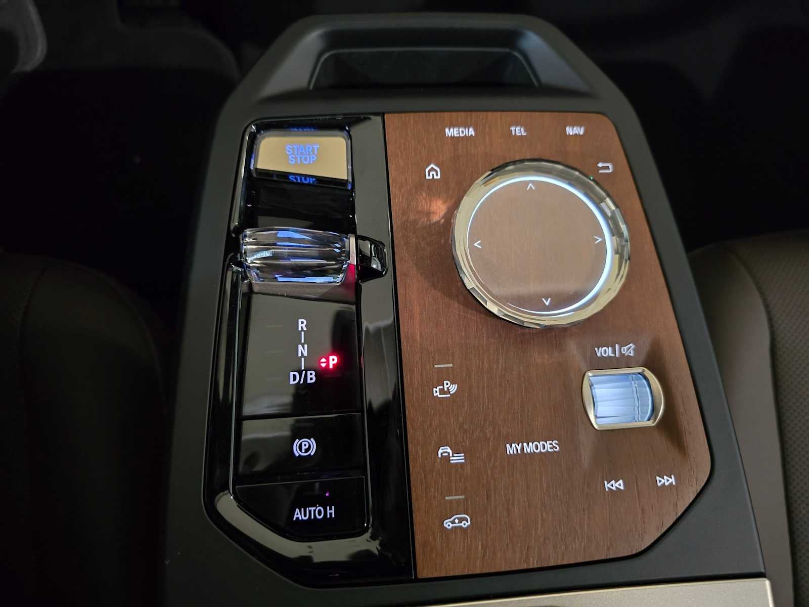 2023 BMW iX xDrive50 xDrive50