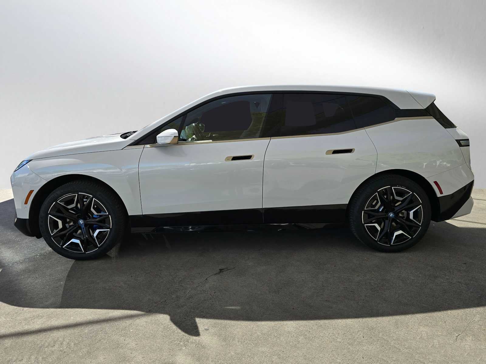 2023 BMW iX xDrive50 xDrive50