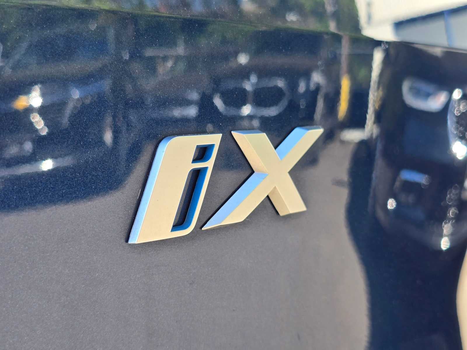 2023 BMW iX xDrive50 xDrive50