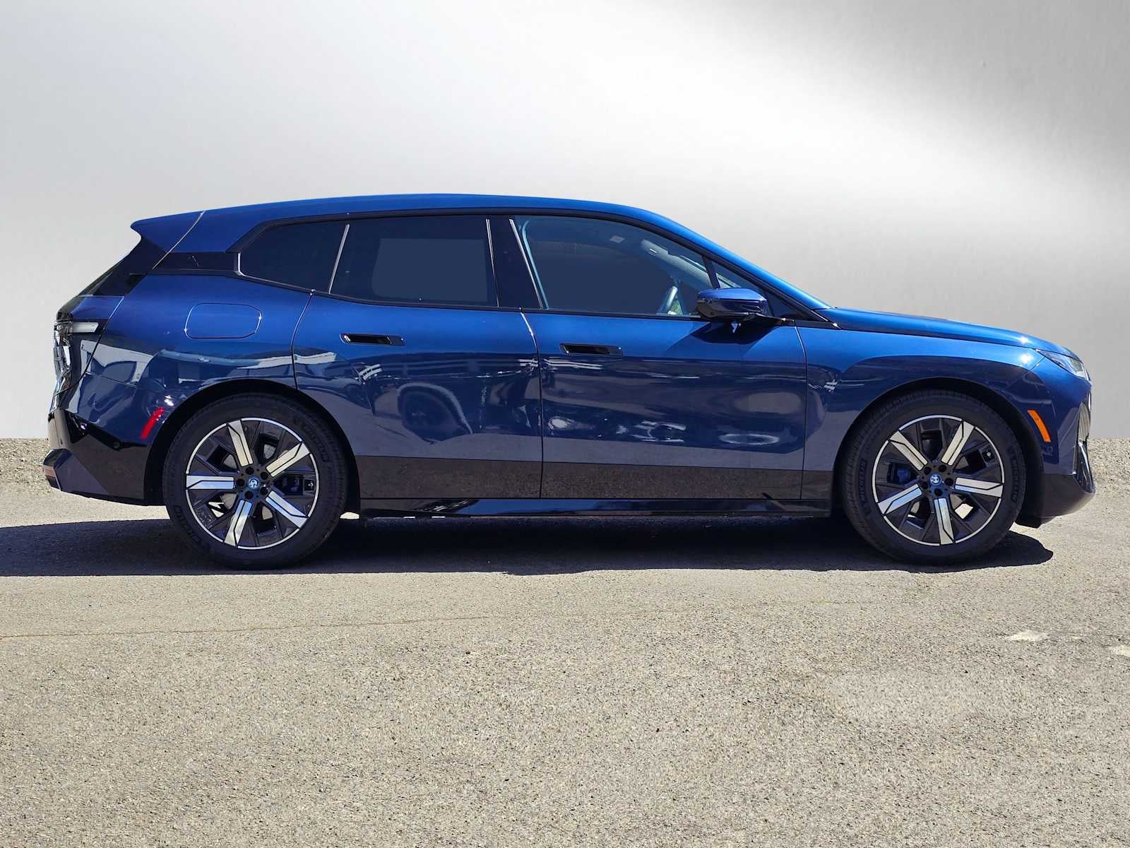 2023 BMW iX xDrive50 xDrive50