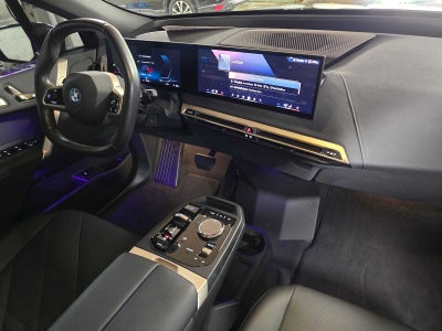 2025 BMW iX xDrive50