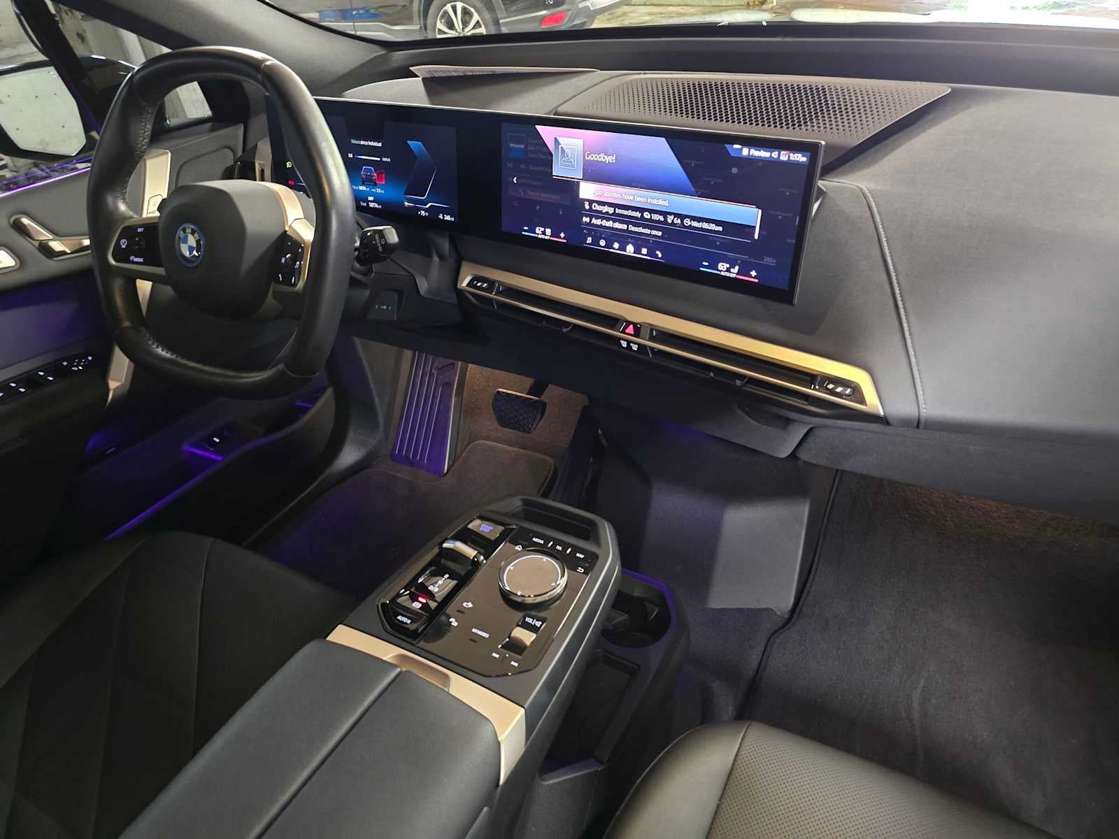 2025 BMW iX xDrive50