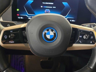 2025 BMW iX xDrive50