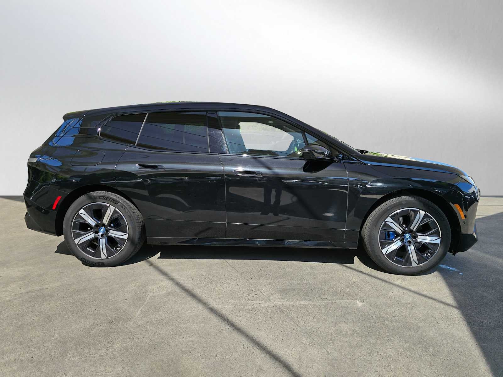 Used 2023 BMW iX Base with VIN WB523CF09PCM96543 for sale in Portland, OR