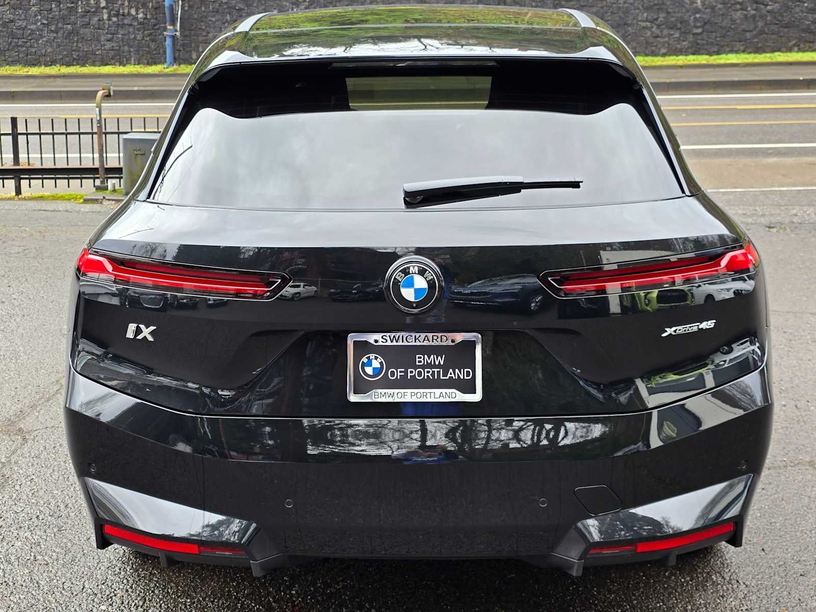 2026 BMW iX xDrive45