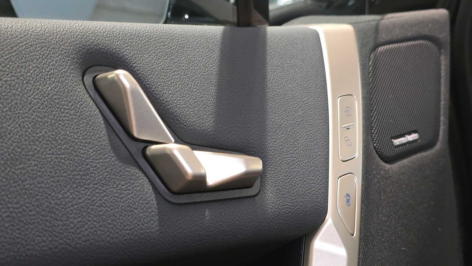 2026 BMW iX xDrive45 xDrive45