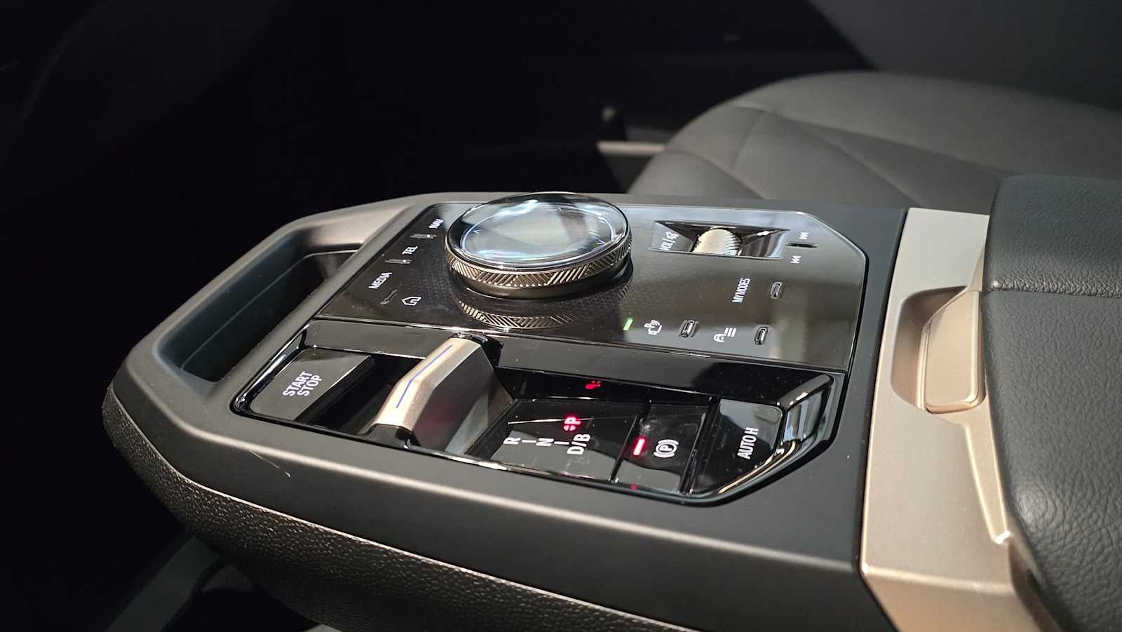 2026 BMW iX xDrive45 xDrive45