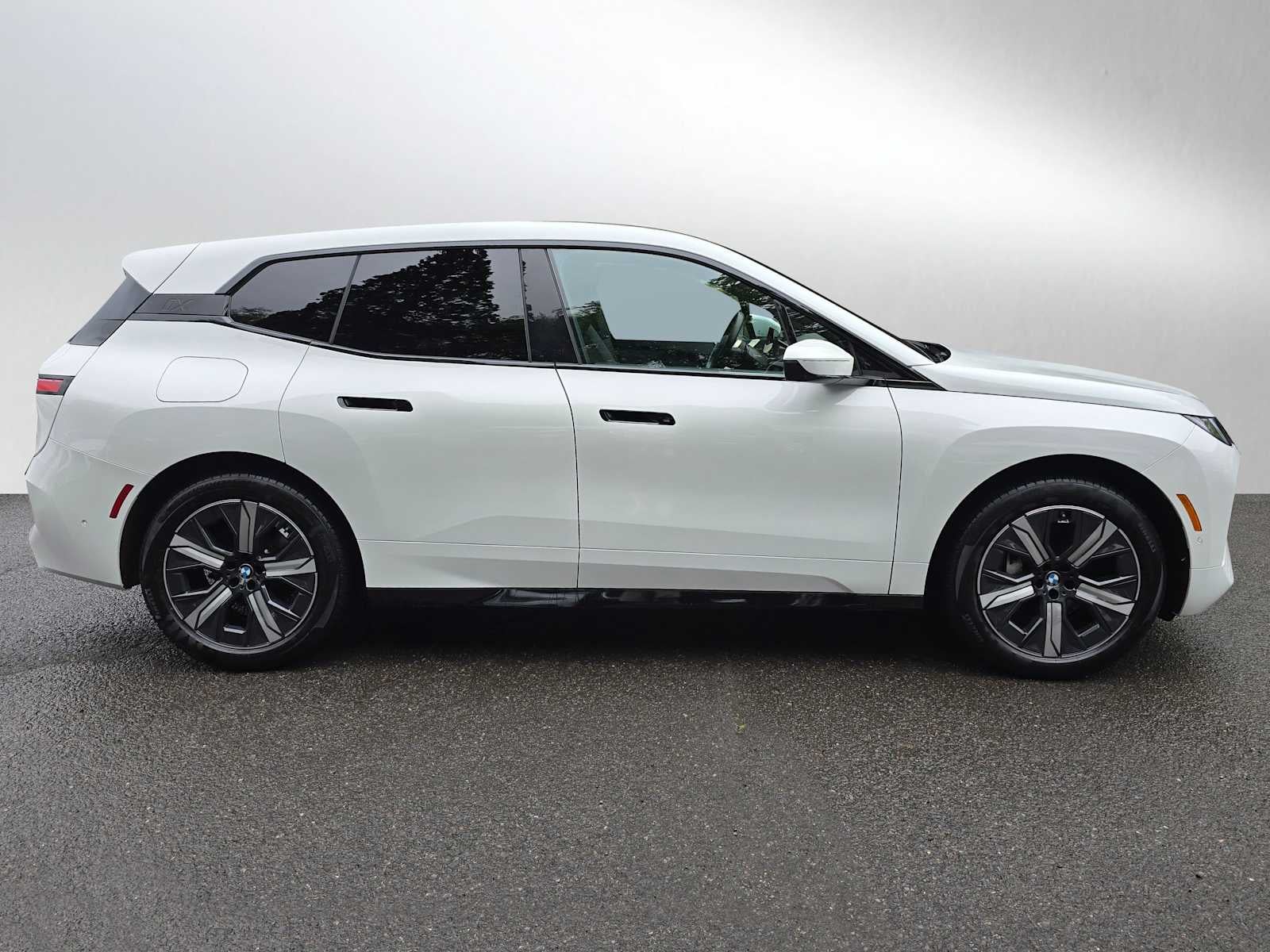 2026 BMW iX xDrive45 xDrive45