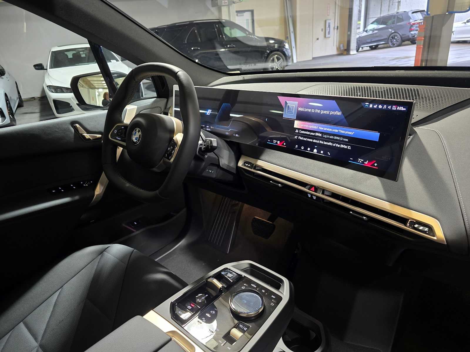 2026 BMW iX xDrive45