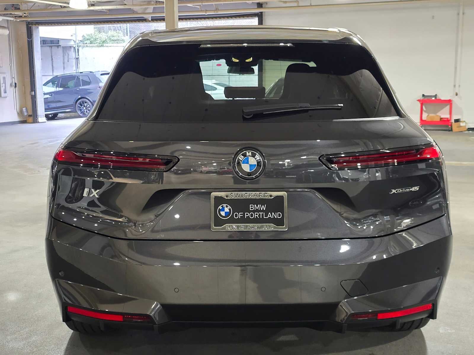 2026 BMW iX xDrive45