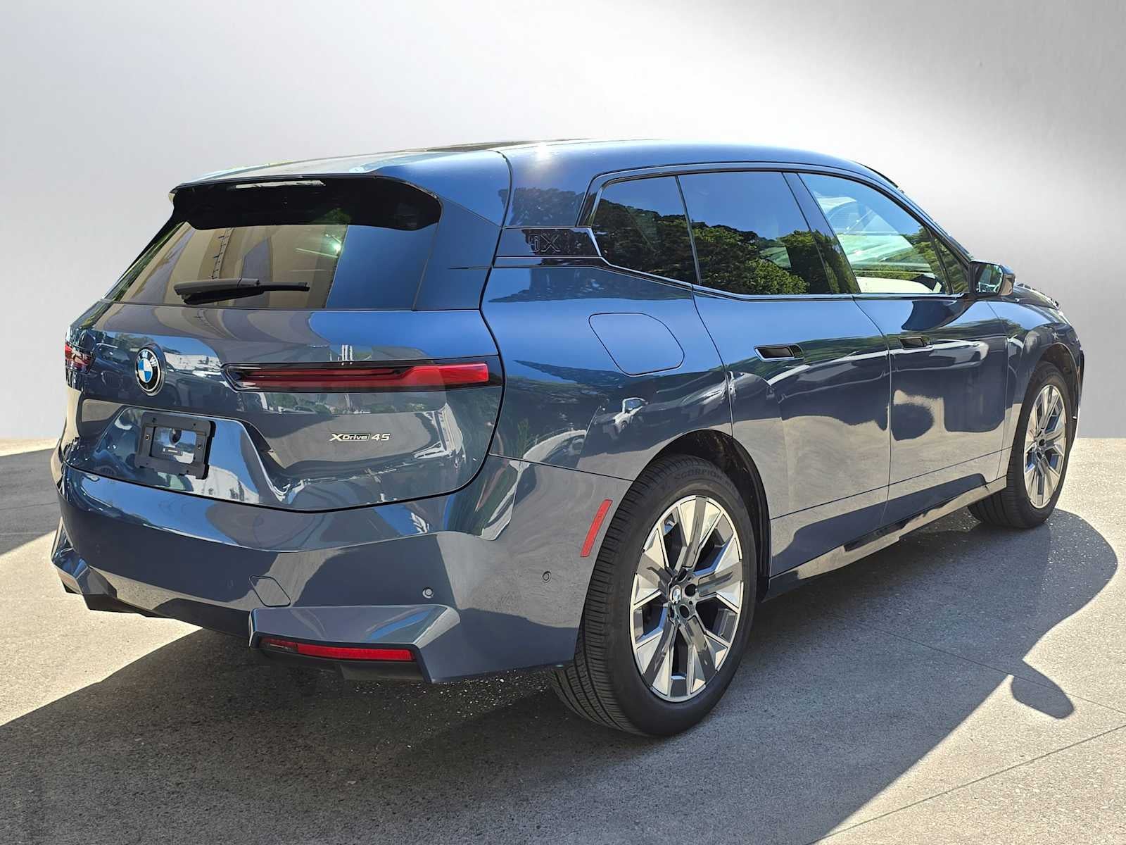 2026 BMW iX xDrive45 xDrive45