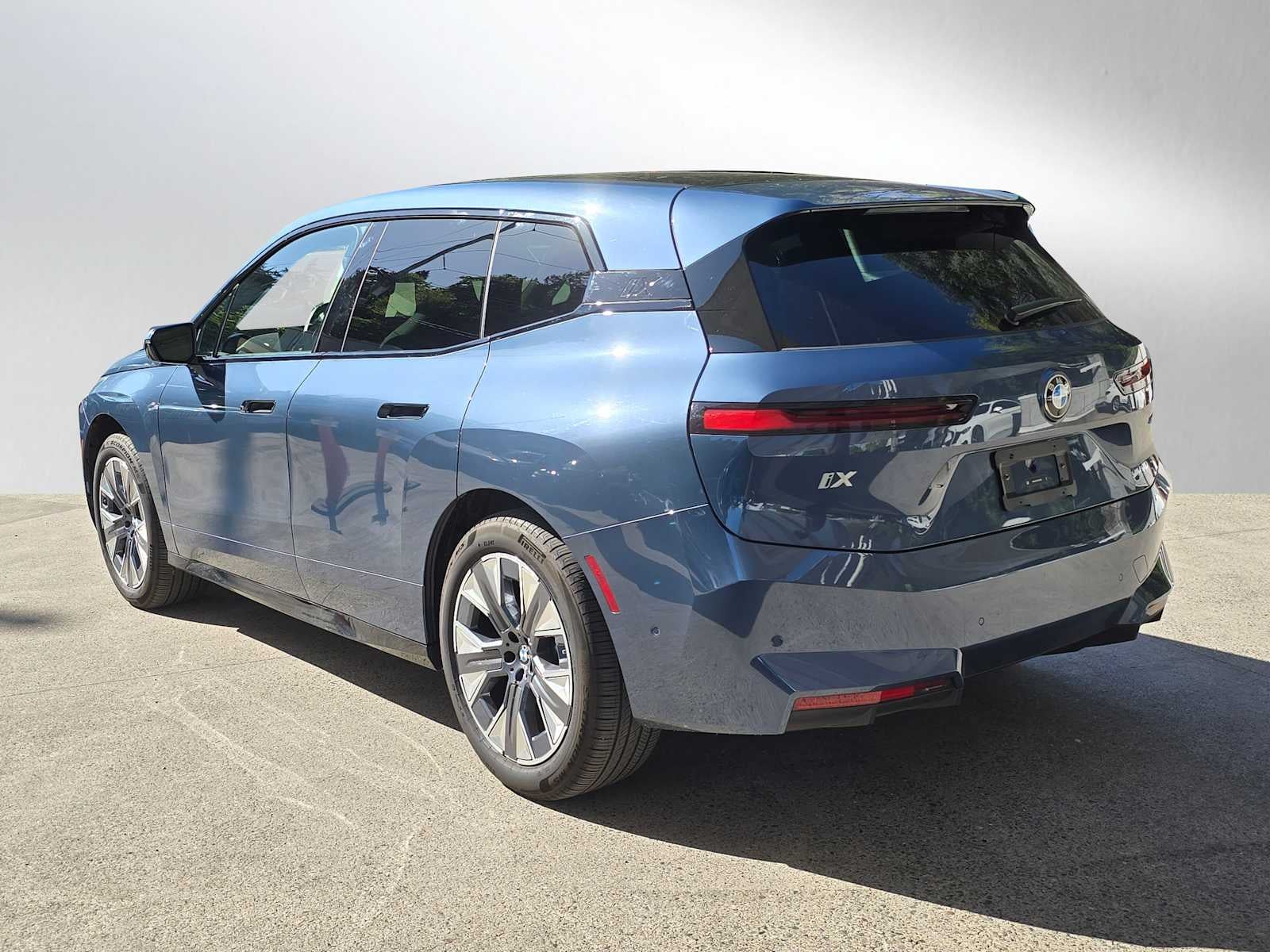 2026 BMW iX xDrive45 xDrive45