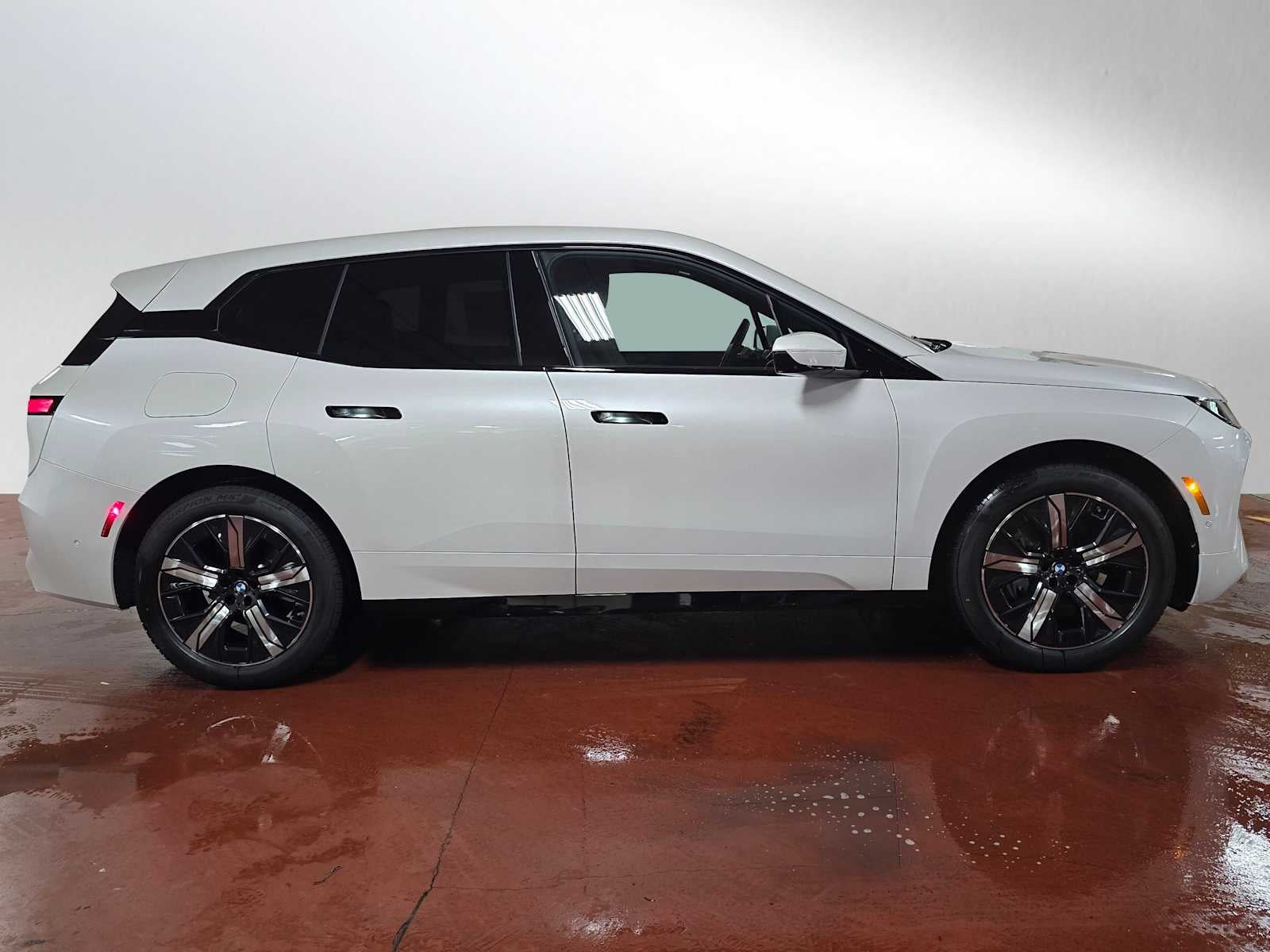 2026 BMW iX xDrive45 xDrive45