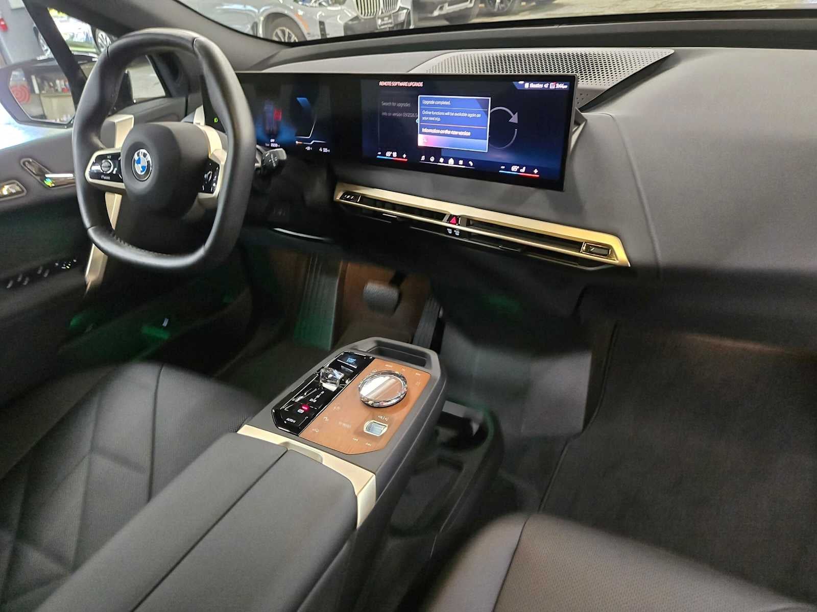 2026 BMW iX xDrive45