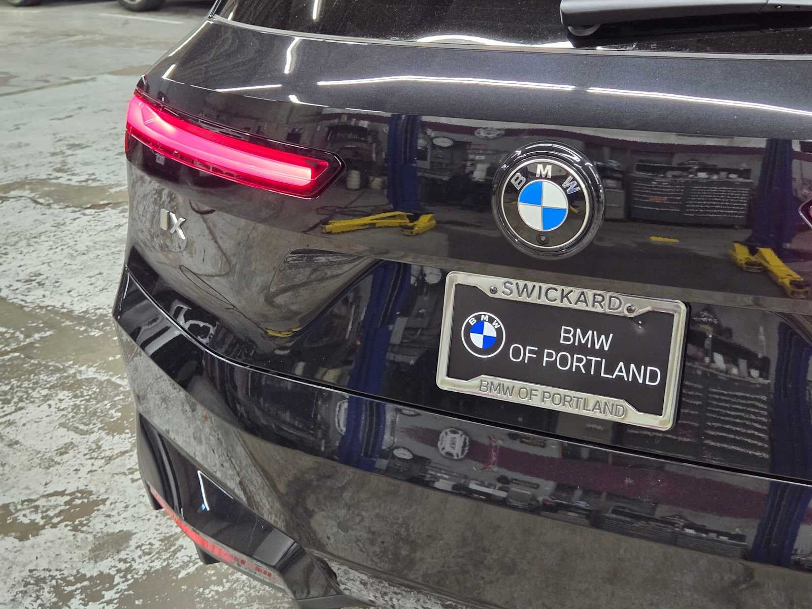2026 BMW iX xDrive45