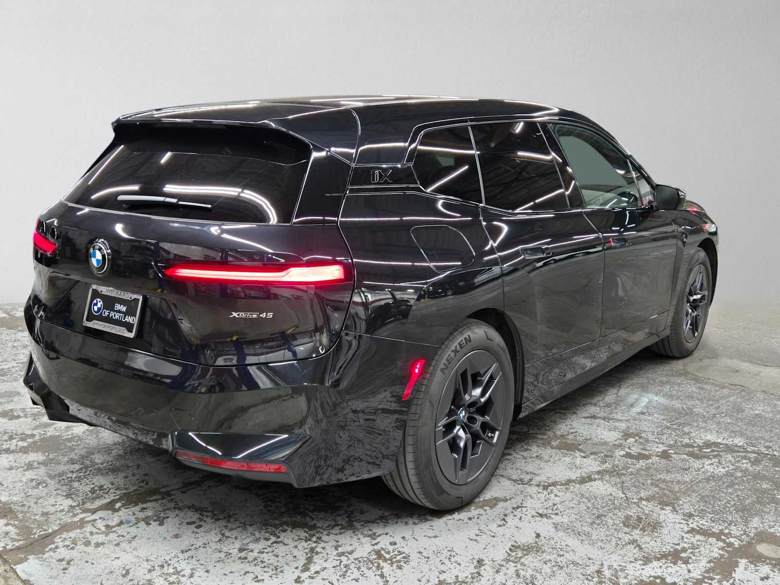 2026 BMW iX xDrive45