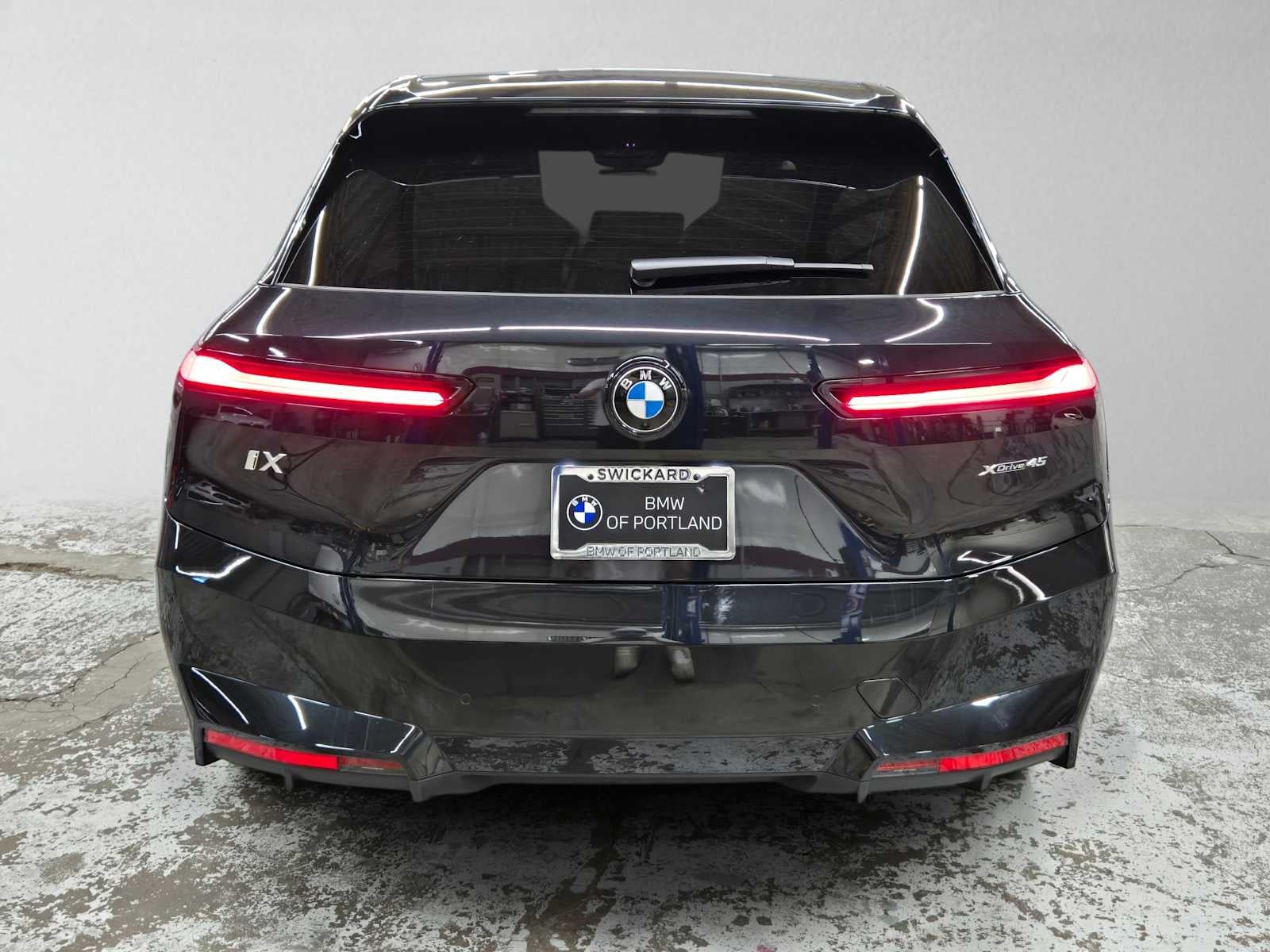2026 BMW iX xDrive45