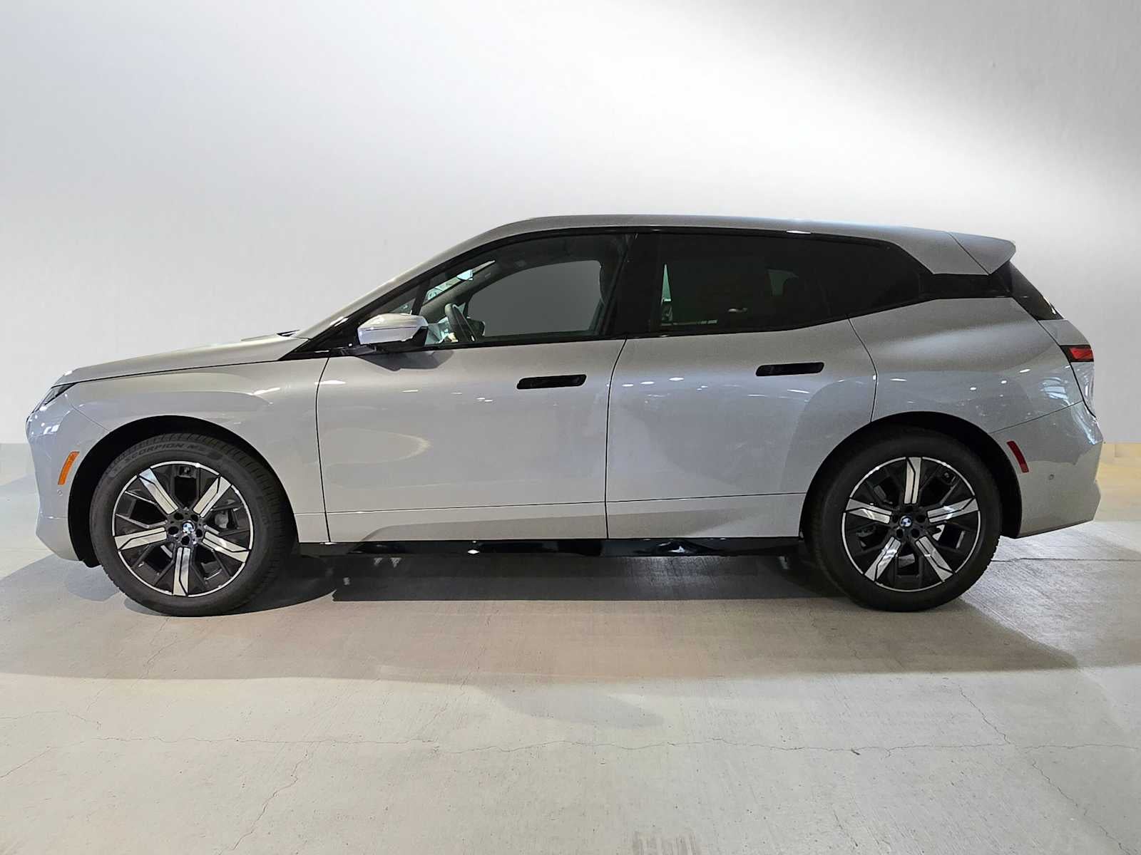 2026 BMW iX xDrive45 xDrive45