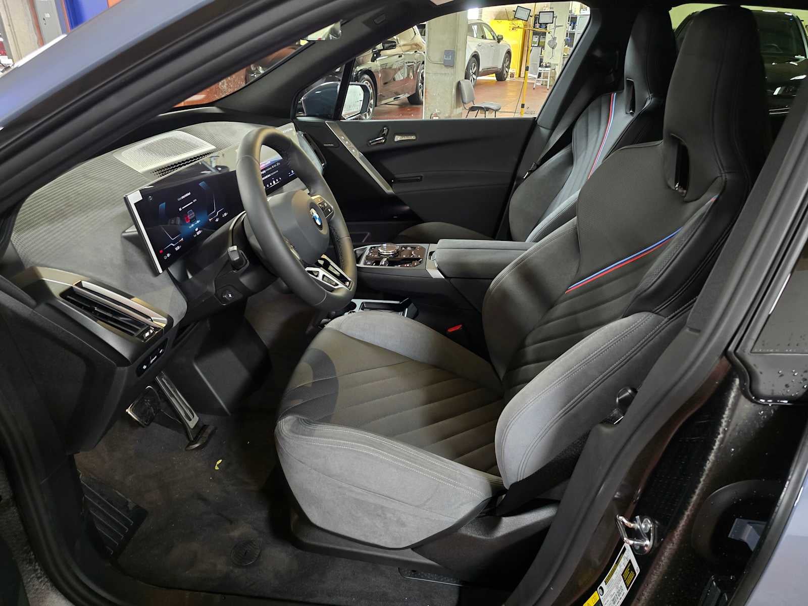 2026 BMW iX xDrive45