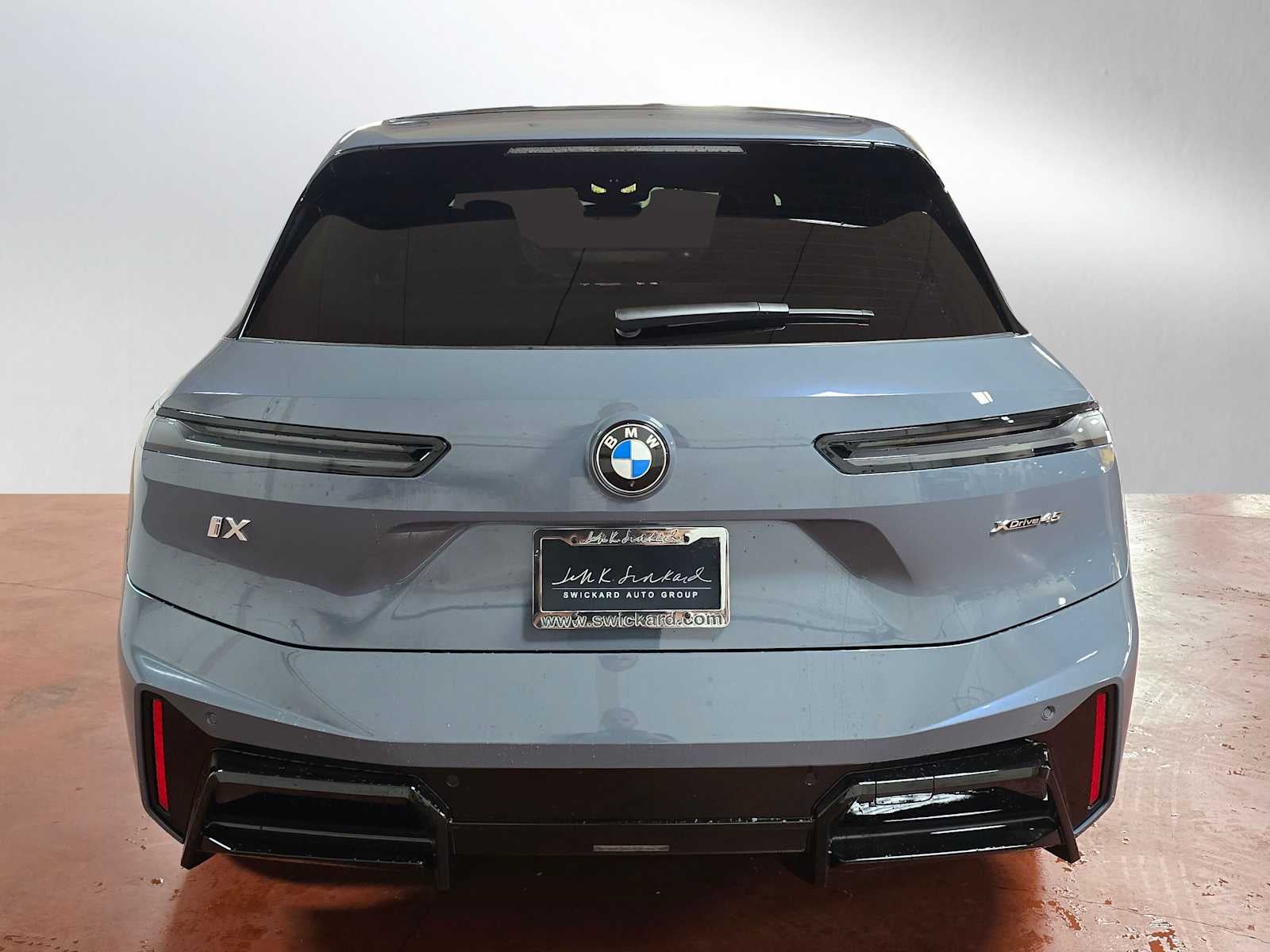 2026 BMW iX xDrive45