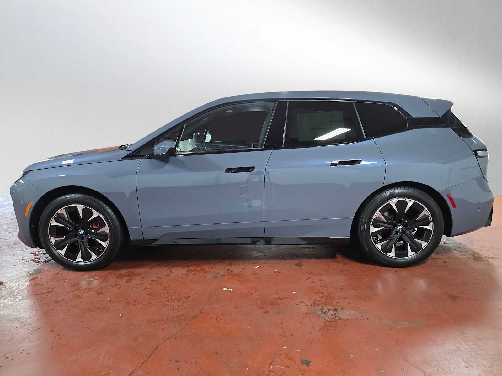 2026 BMW iX xDrive45