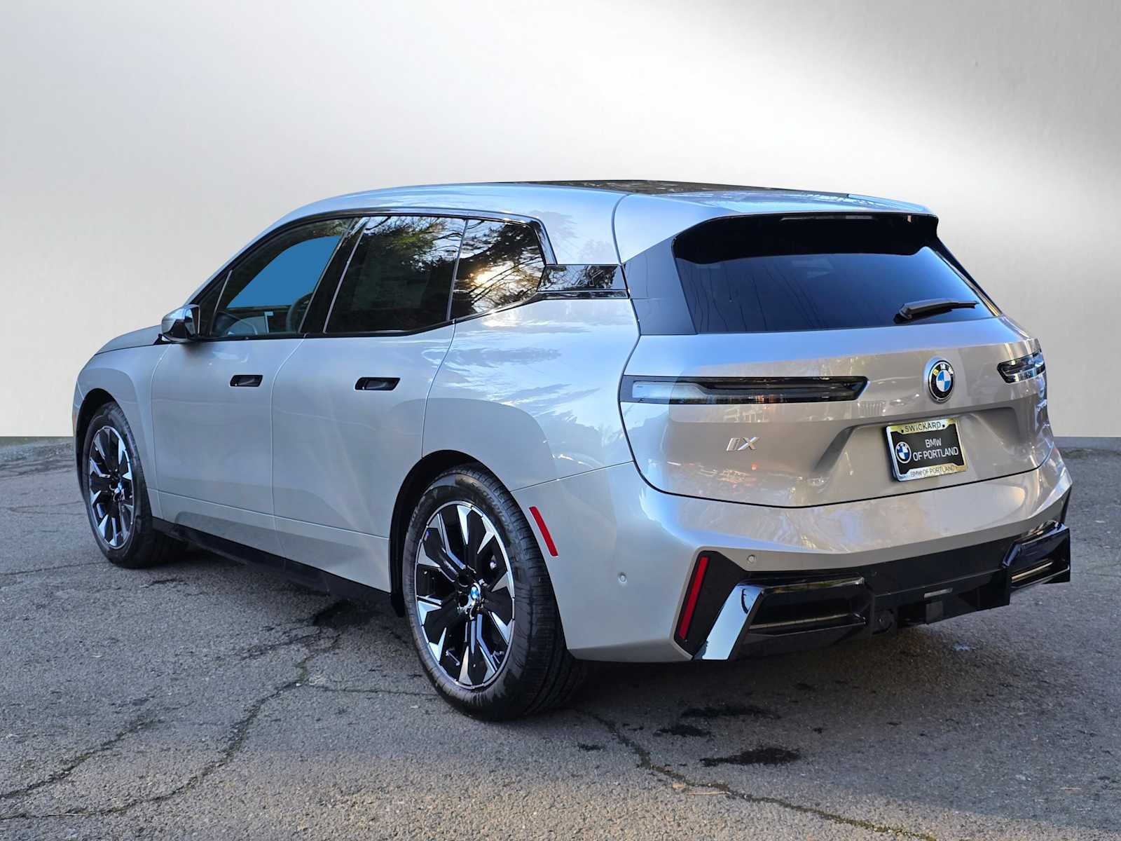 2026 BMW iX xDrive45