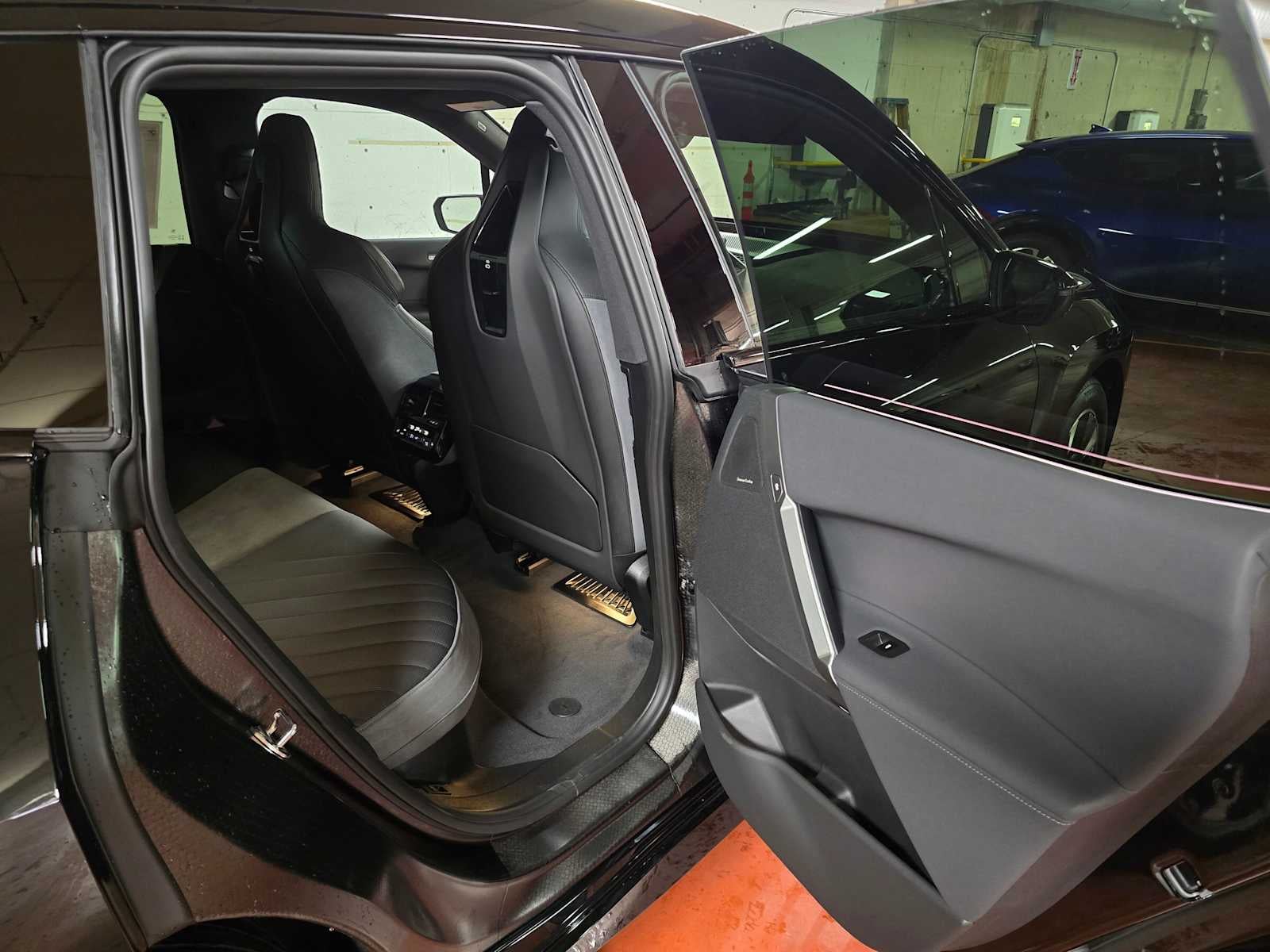 2026 BMW iX xDrive45