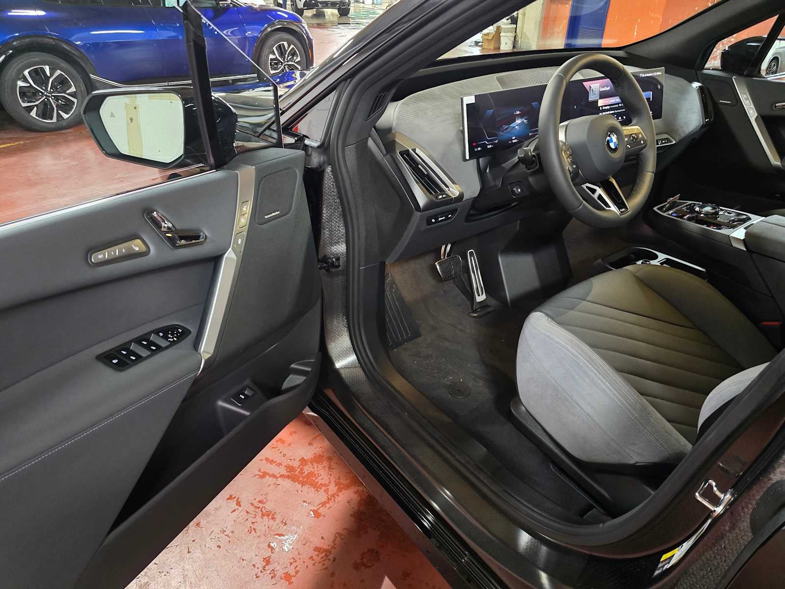 2026 BMW iX xDrive45