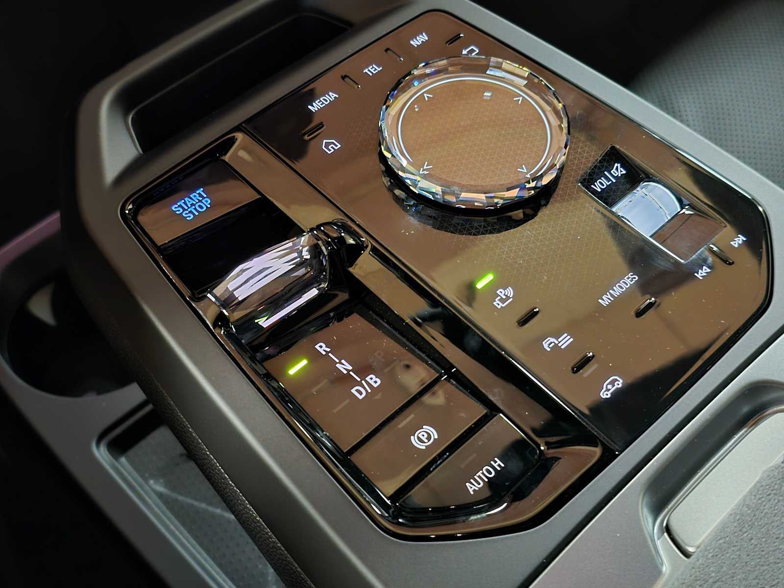 2026 BMW iX xDrive45